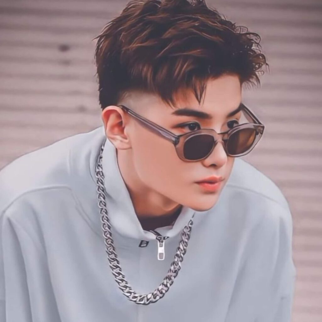  Stylish DP for Boys