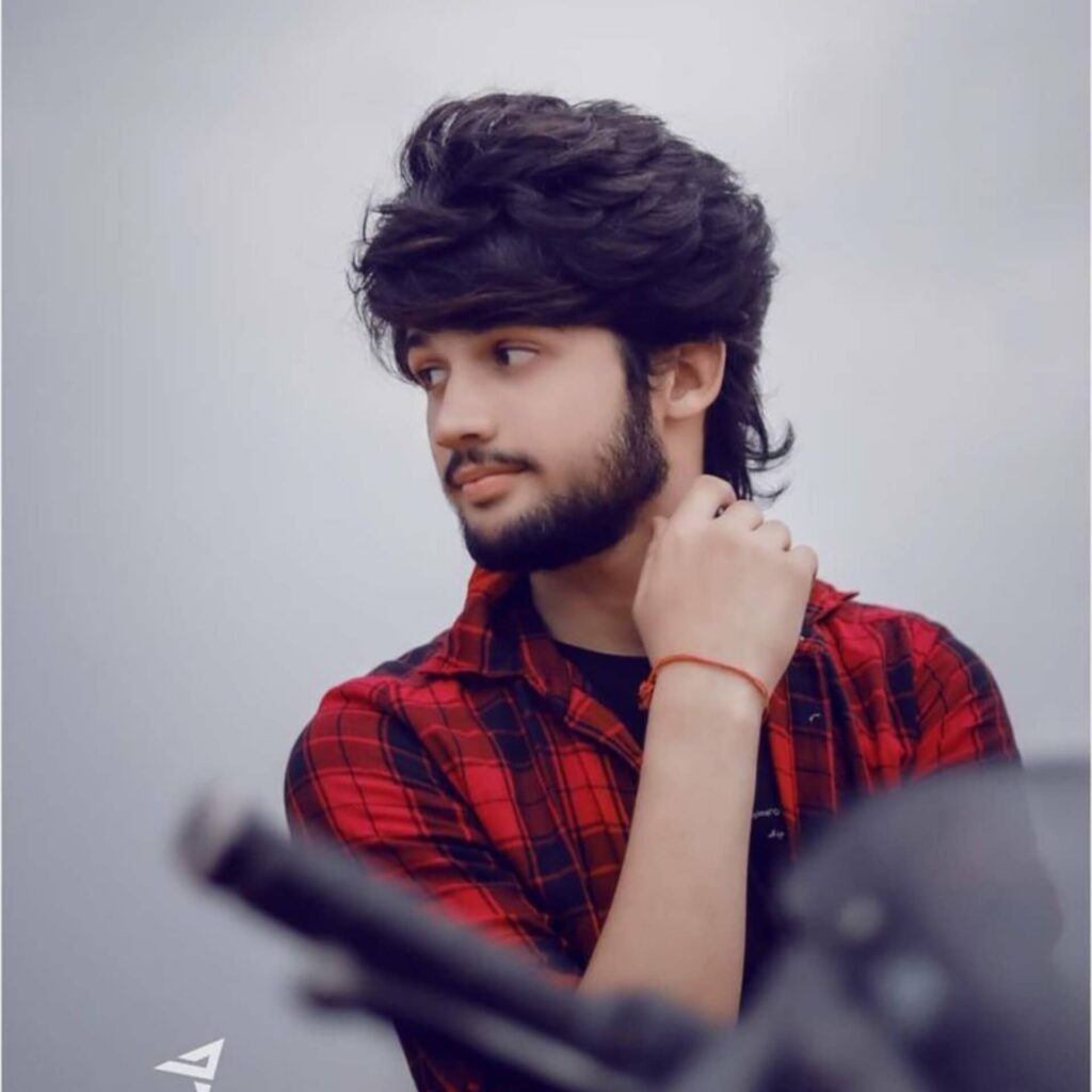 Attitude Stylish Handsome Boy Pic
