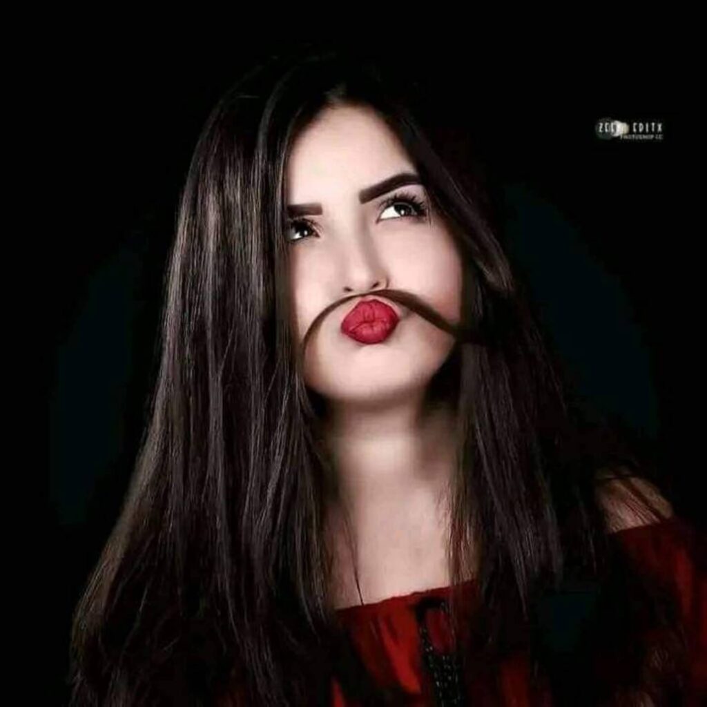 Cute Girl Pic Hidden Face
