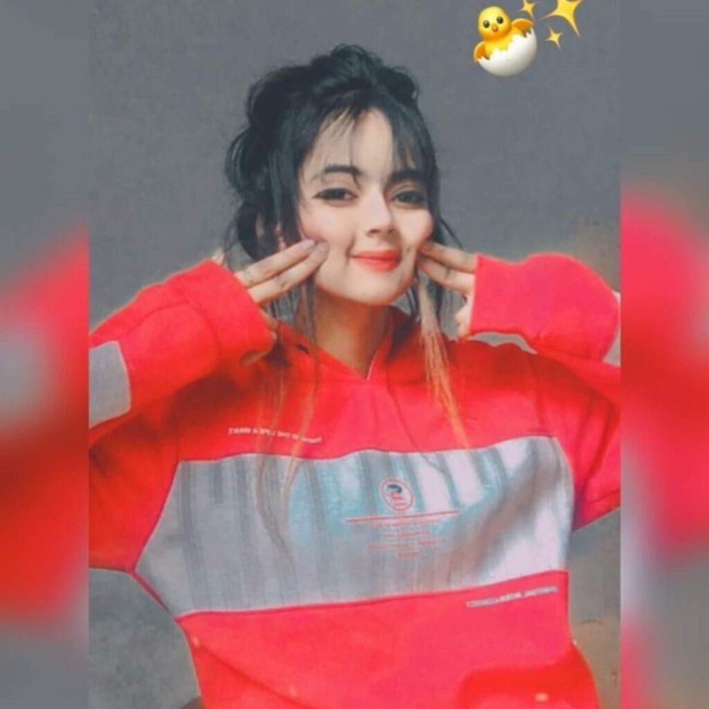 Girls Pic Hide Face
